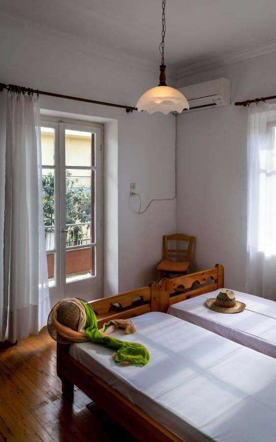 Chrysanthi Apartments Kardamyli Extérieur photo