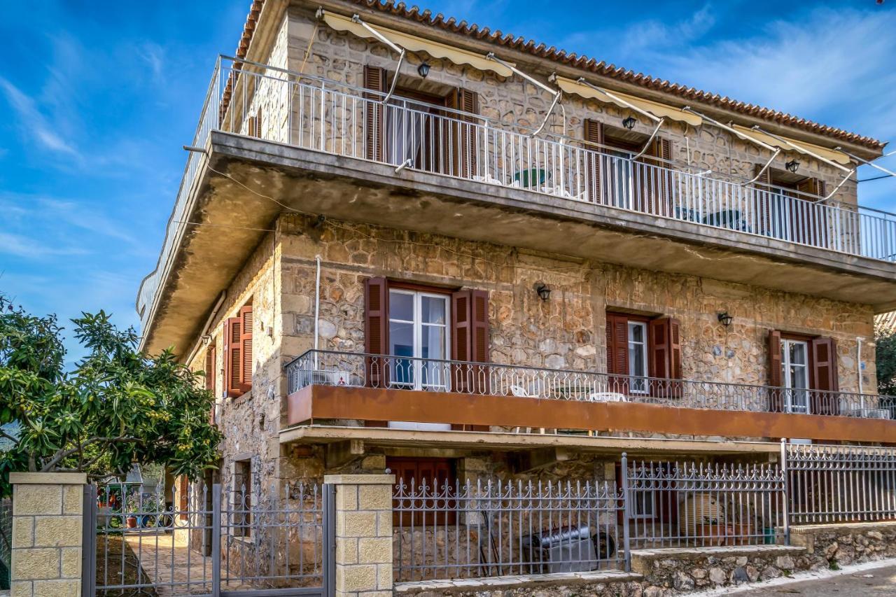 Chrysanthi Apartments Kardamyli Extérieur photo
